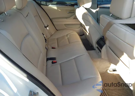 2013 BMW 535I xDrive z USA, uszkodzony, nr VIN WBAFU7C52DDU69505